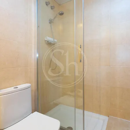 Cosy Apartment Near Sagrada Familia Barcelona Exterior photo