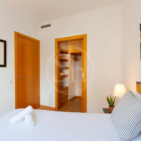 Cosy Apartment Near Sagrada Familia Barcelona Exterior photo