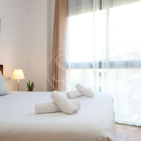 Cosy Apartment Near Sagrada Familia Barcelona Exterior photo