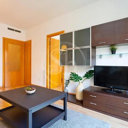 Cosy Apartment Near Sagrada Familia Barcelona Exterior photo