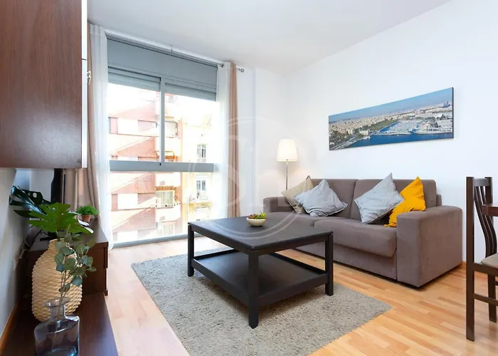 Cosy Apartment Near Sagrada Familia